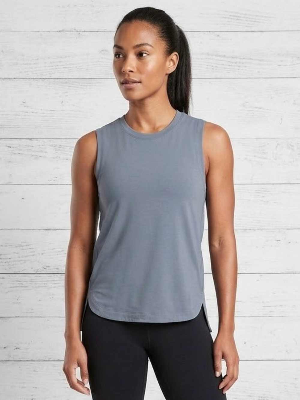 Athleta Womens Muted Blue Sleeveless Muscle Tank Top Crew Neck XXS